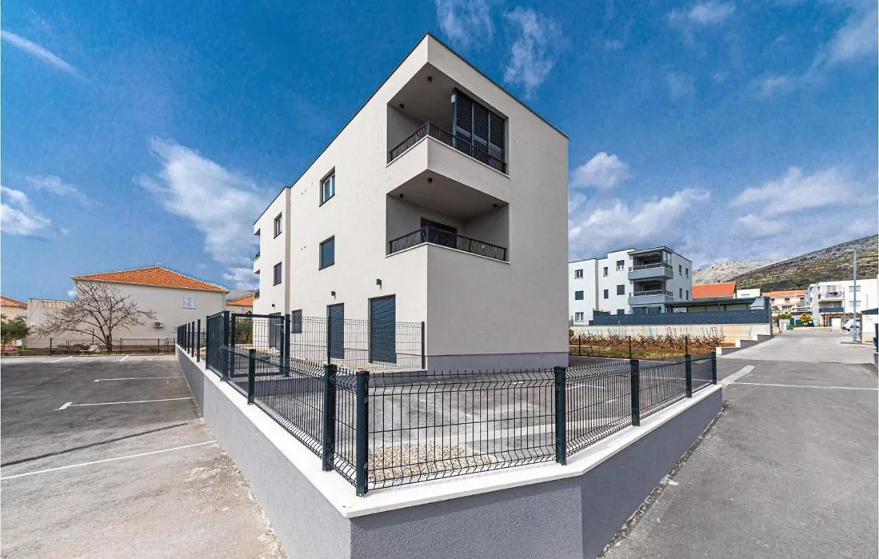 2 Bedroom Nice Apartment In Trogir Croatia